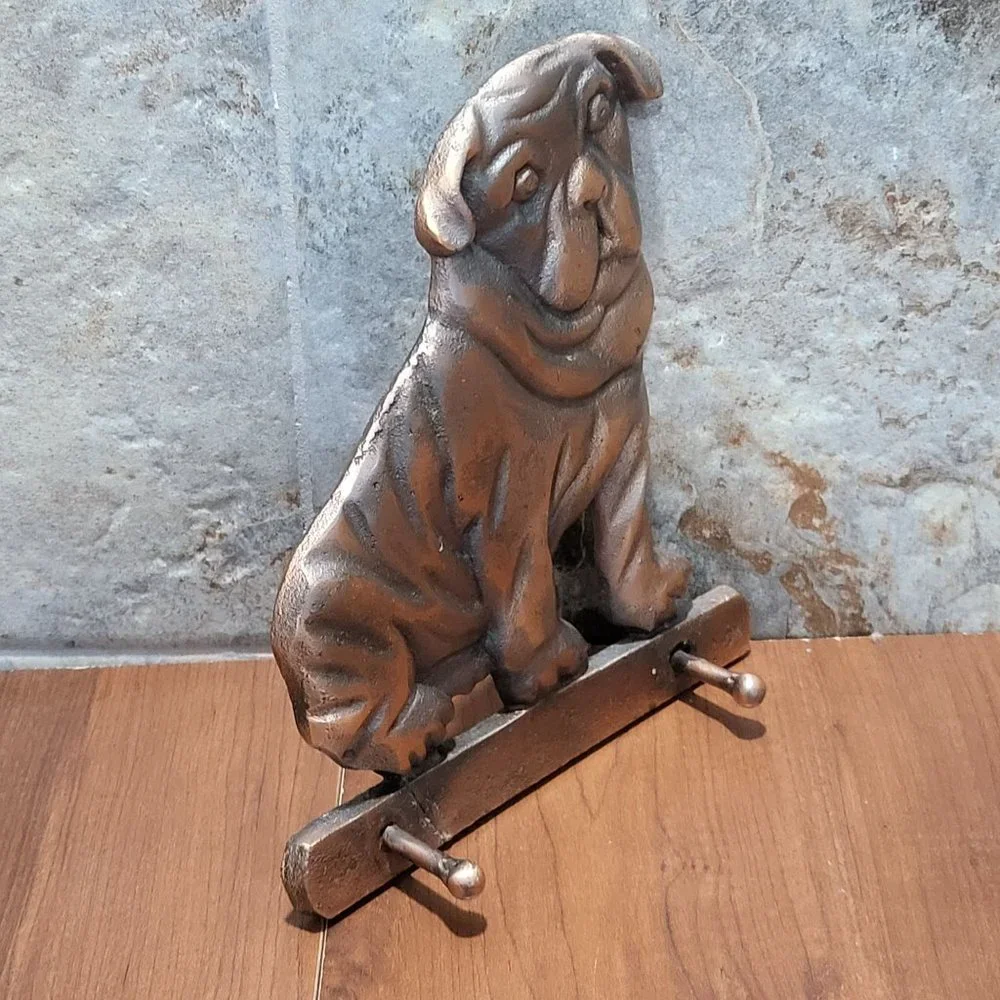 Cast Iron Dog Wall Mount Hook Leash Holder Bulldog Pug Wall Hanging Key Rack